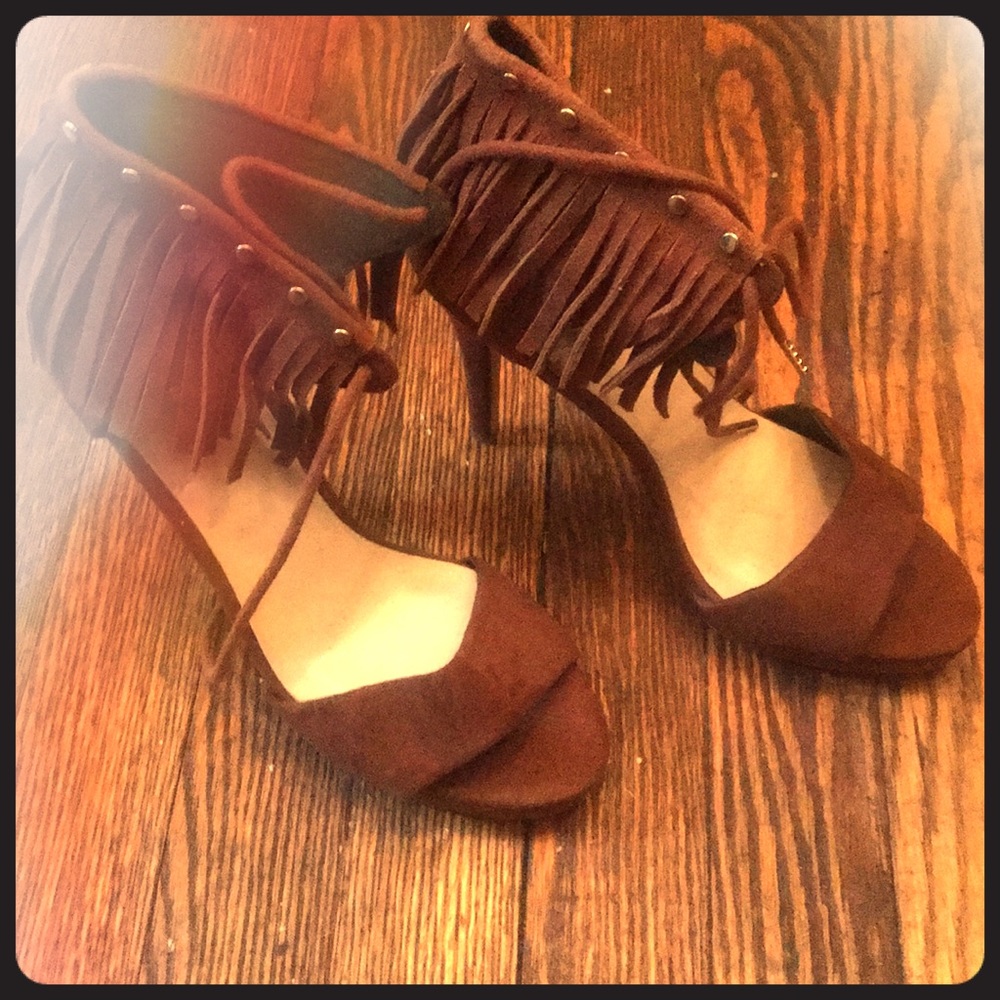 Cutsie Sandals